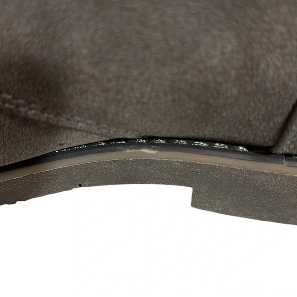 ATTENTION MENS - SIZE 7.5 -‎ GRAY - STYLE: KANE CHUKKA LACE UP ANKLE BOOT - S2